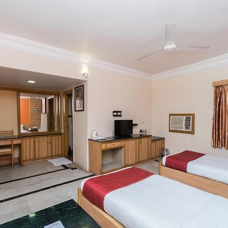 Hotel Kings Crown Vip Road Calcuta Exterior foto